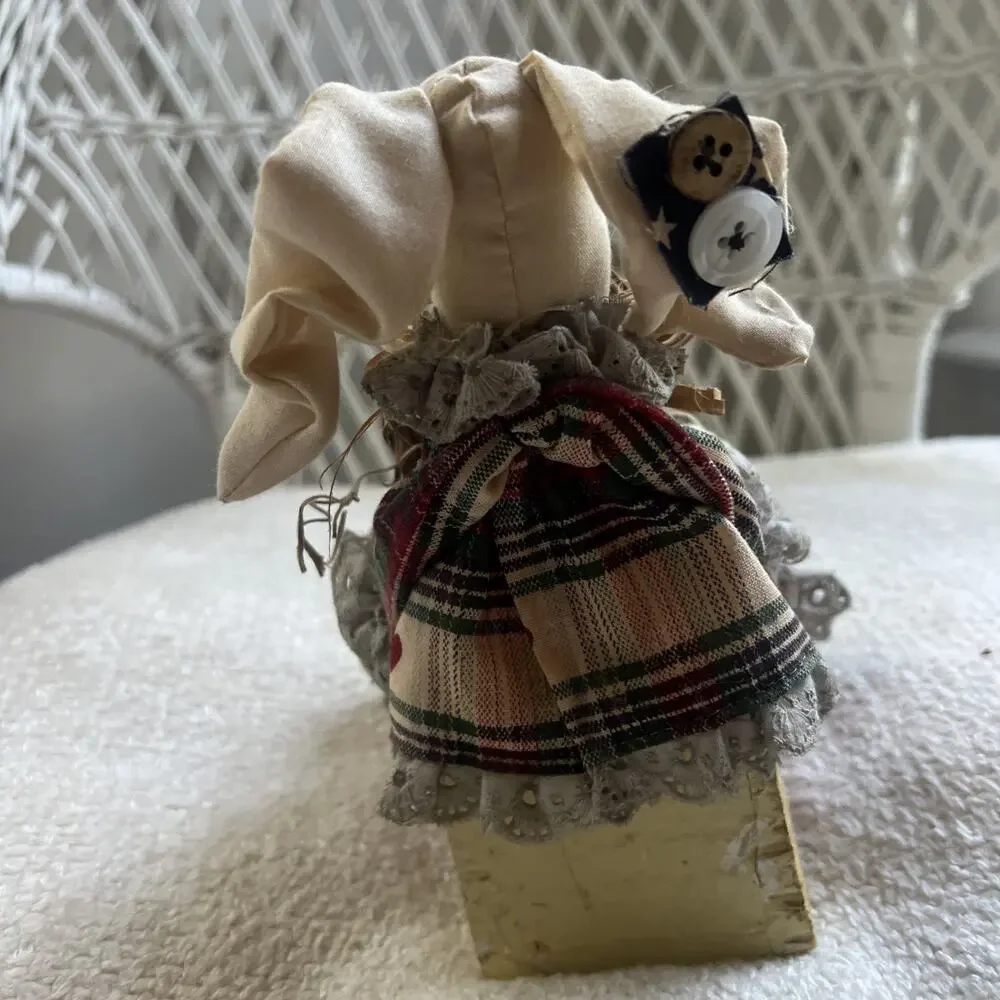 Vtg Primitive Fabric Bunny Doll Wood Block Base Sitter Country Folk Art 8”